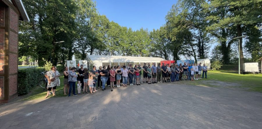 Fahnenhissen läutet Schützenfest ein